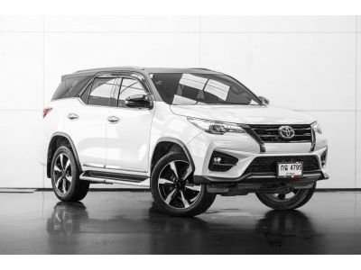 TOYOTA FORTUNER 2.8 TRD SPORTIVO 2WD Black Top ปี 2019